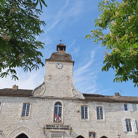 La Cour Saint Louis Bed & Breakfast Castelnau-Montratier Dış mekan fotoğraf